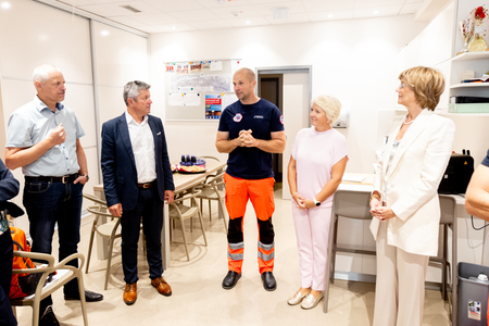 PREDAJA VOZILA URGENTNEGA ZDRAVNIKA Postojna  7.8.2025 - Valter Leban-0427